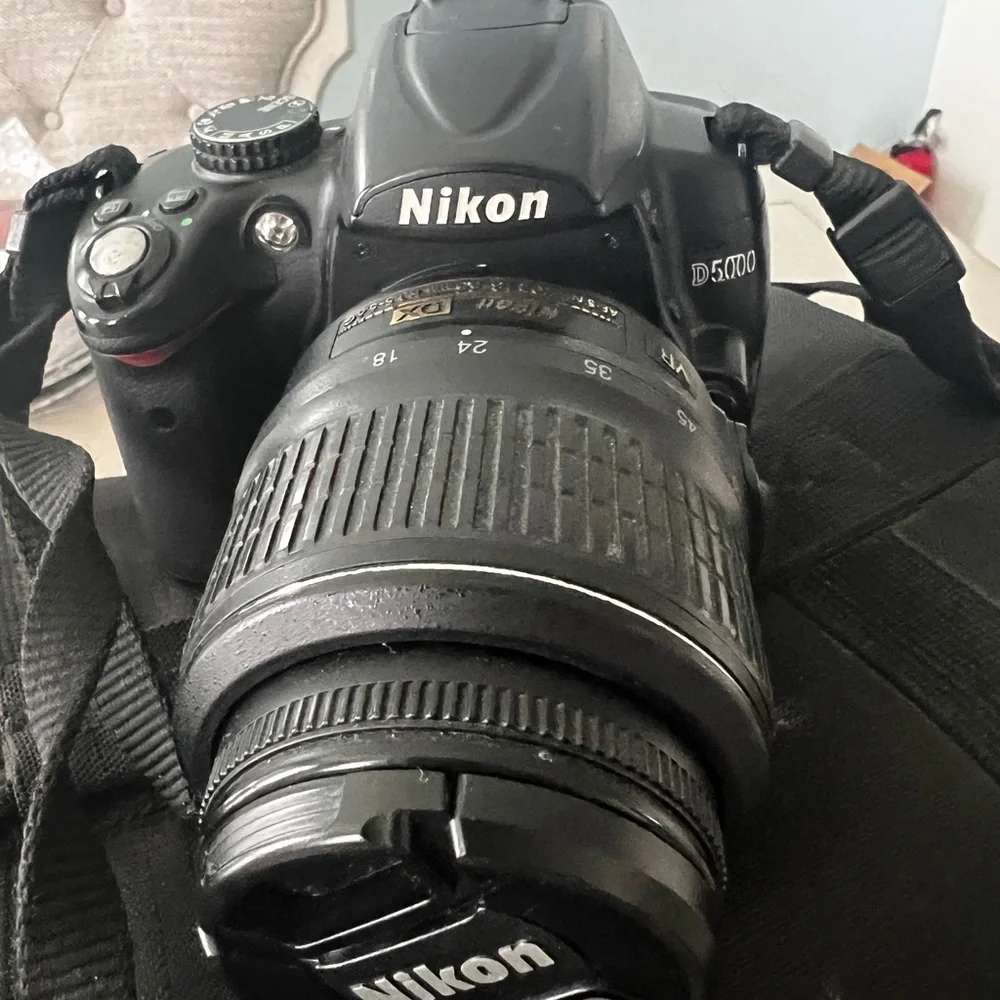 D5000